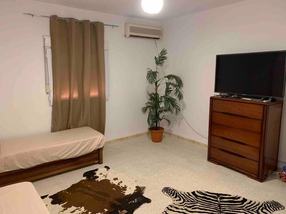 Appartement 5 Lits Climatise Salon 2Chambres Cuisine Equipee Sdb Staoueli Eksteriør billede